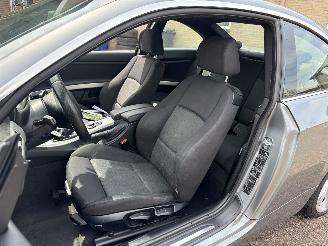 BMW 3-serie 320i Introduction picture 44