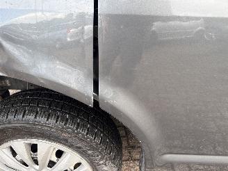 Volkswagen Transporter 2.0 TDI L1H1 Comfortline. ROLSTOELVERVOER picture 15