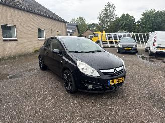 Schadeauto Opel Corsa 1.4-16V 2010/6