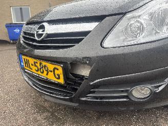 Opel Corsa 1.4-16V picture 12