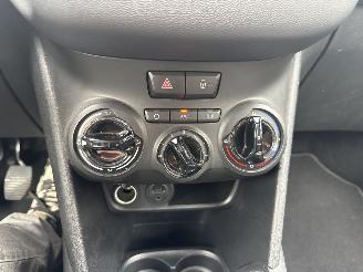 Peugeot 208 1.2 PureT. Blue Lion REST BPM €370,-!!! picture 39