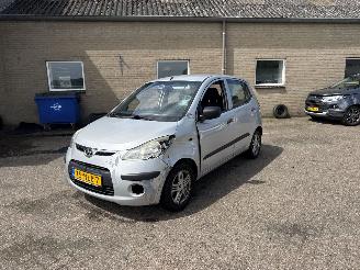 Hyundai I-10 1.1 Active Orange B. picture 3