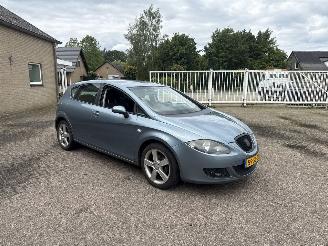 damaged passenger cars Seat Leon 1.6 Stylance 2006/3