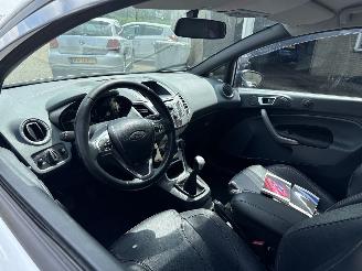 Ford Fiesta 1.25 Ghia picture 18