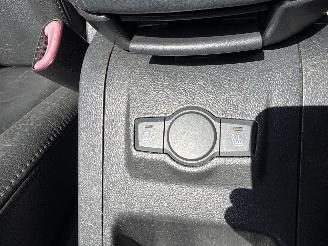 Chevrolet Captiva 3.2 Exclusive 4X4 7PERSOONS!!! picture 24