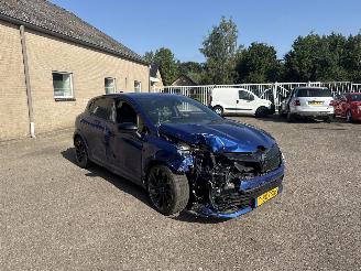 Damaged car Renault Clio E-TECH HYBRID 1.6ETFH145espAlpine 2023/9