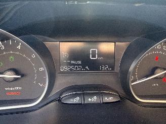 Peugeot 2008 1.2 PureT. Blue Lion REST BPM €600,-!!! picture 25