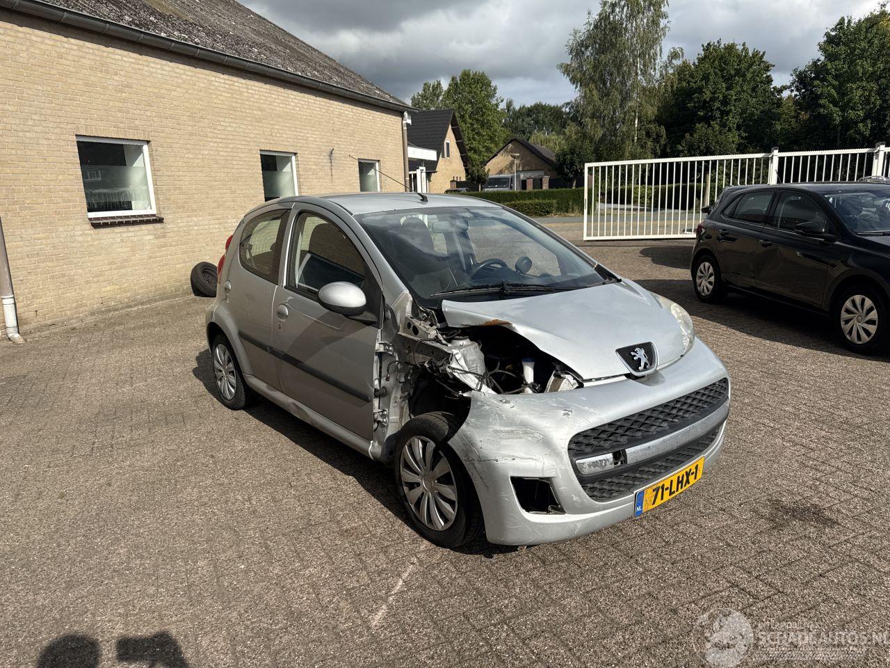 Peugeot 107 1.0-12V Sublime AIRCO