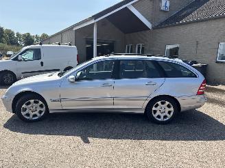 Mercedes C-klasse C-klasse Combi  200 K. Elegance picture 4