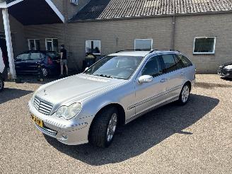 Mercedes C-klasse C-klasse Combi  200 K. Elegance picture 3