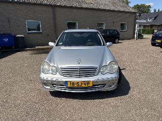 Mercedes C-klasse C-klasse Combi  200 K. Elegance picture 2