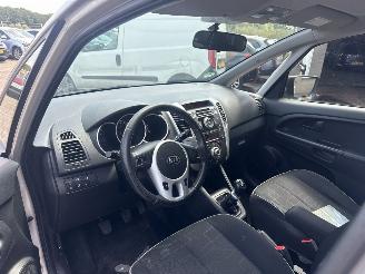 Kia Venga 1.4 CVVT X-ecutive picture 20