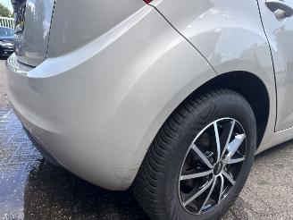 Kia Venga 1.4 CVVT X-ecutive picture 17
