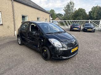 Toyota Yaris 1.3 VVTi Sol Sport picture 1