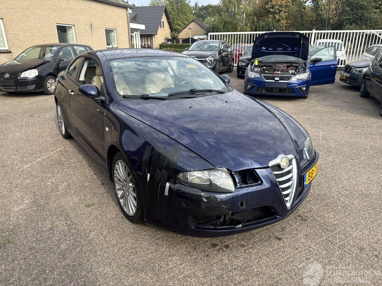 Alfa Romeo GT 2.0 JTS Collezione