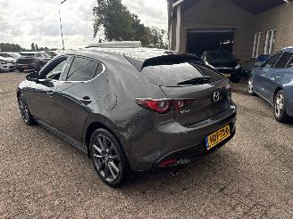 Mazda 3 2.0 e-SA-G Luxury M Hybrid 122  REST BPM €700,-!!! picture 5