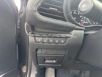 Mazda 3 2.0 e-SA-G Luxury M Hybrid 122  REST BPM €700,-!!! picture 32