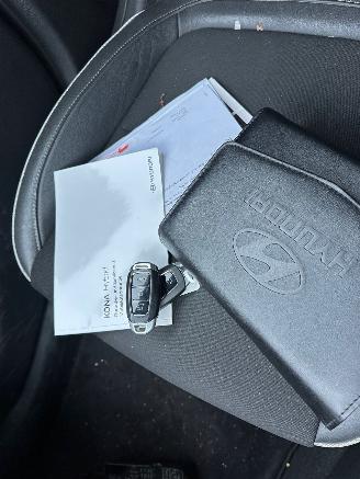 Hyundai Kona 1.6 GDI HEV Premium picture 16