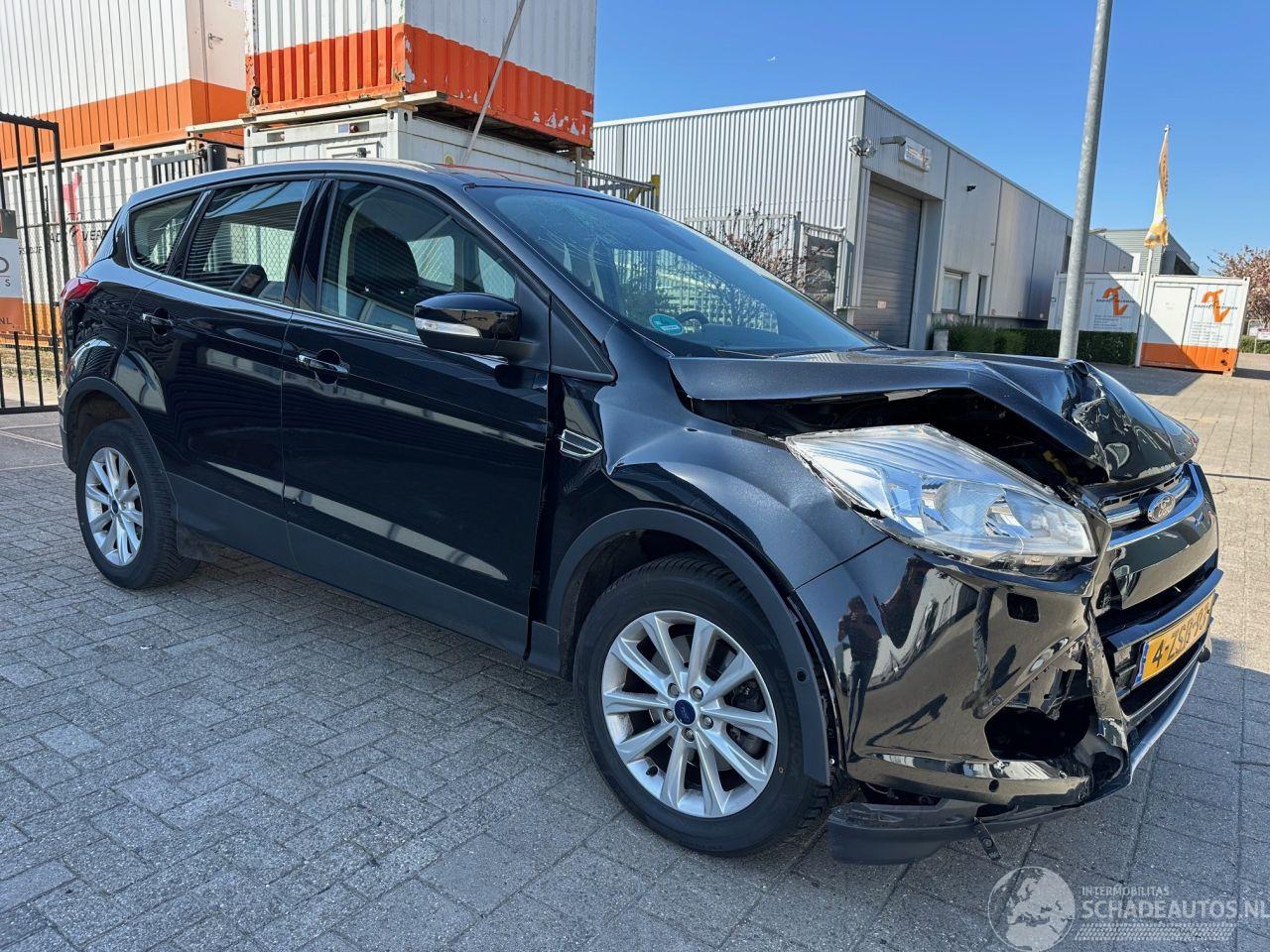 Ford Kuga 1.5 Titanium 4WD Automaat