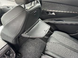 Peugeot 5008 1.2 PureTech Blue Lease Premium picture 17