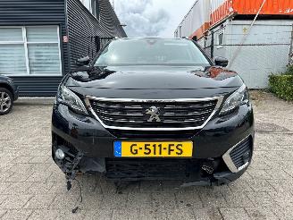 Peugeot 5008 1.2 PureTech Blue Lease Premium picture 2