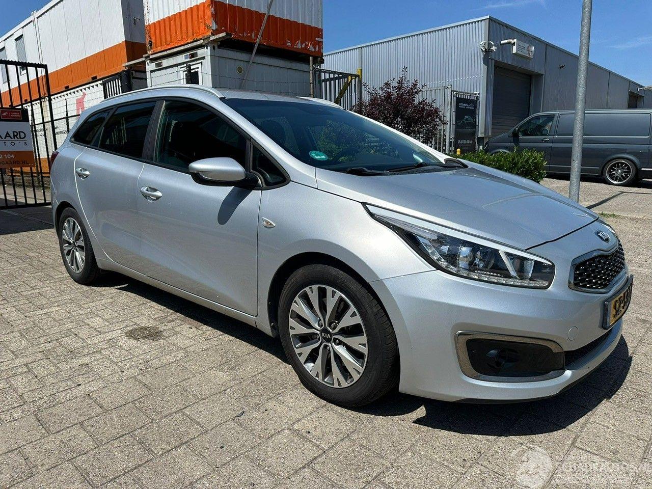 Kia Cee d 1.0 T-GDi Design Edition
