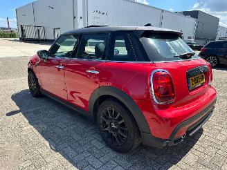 Mini Cooper 1.5 Cooper Camden Edition Automaat picture 4