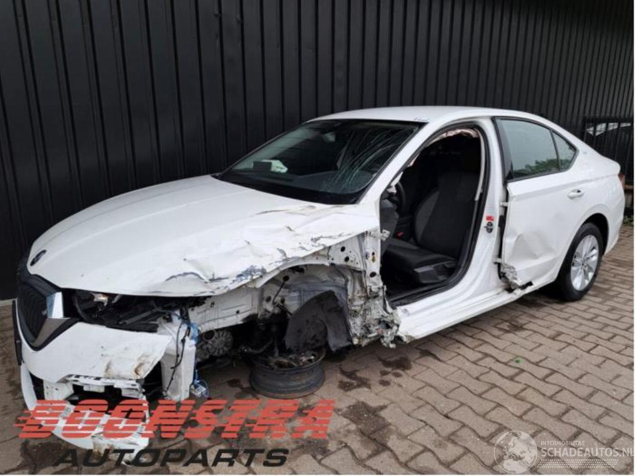 Skoda Octavia Octavia (NXAA), Liftback, 2020 1.5 TSI e-TEC 16V