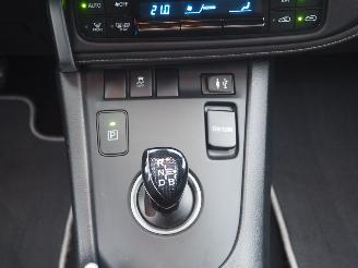 Toyota Auris 1.8 Hybrid dynamic Ultimate picture 22