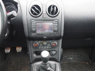 Nissan Qashqai 2.0 tekna picture 16