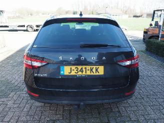 Skoda Superb 2.0 TDI Nusiness edi Automaat picture 5