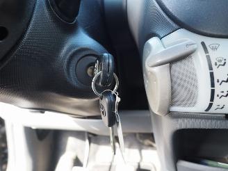 Toyota Aygo 1.0-12V motor kapot picture 18