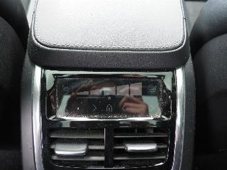 Volvo V-90 2.0 B4 R-Design Motorschaden picture 17
