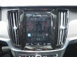 Volvo V-90 2.0 B4 R-Design Motorschaden picture 26