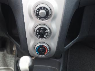 Toyota Yaris 1.3 VVTi Sol picture 24