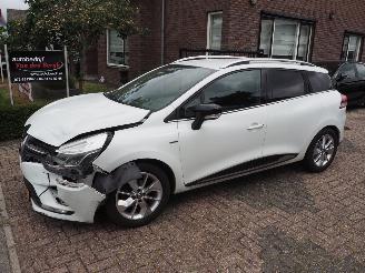krockskadad bil auto Renault Clio 0.9 TCe Limited 2016/12