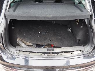 Volkswagen Tiguan 2.0 Tdi R-Line Connected Serie picture 18