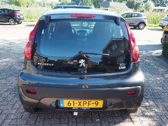 Peugeot 107 1.0 Active Automaat picture 5