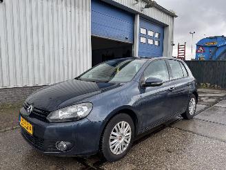 Schadeauto Volkswagen Golf 1.2 TSI AIRCO KM: 172.000 NAP! 2010/10