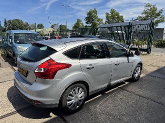 Ford Focus 1.6 AIRCO 5-DEURS picture 4