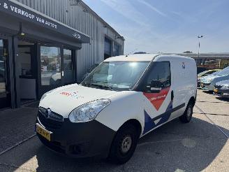 Voiture accidenté Opel Combo 1.3 CDTI 70KW AIRCO 2018/12