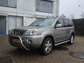 damaged passenger cars Nissan X-Trail 2.0 Columbia 2wd 2007/10