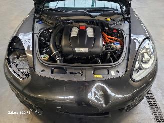 Porsche Panamera S 3.0 e-Hybrid 245-KW Automaat Plug-In picture 9