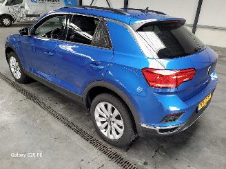 Volkswagen T-Roc 1.5 TSi 110-KW DSG Style picture 2