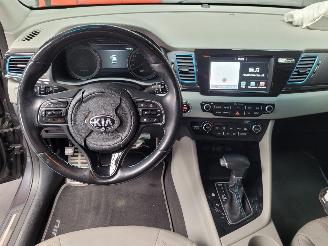 Kia Niro Plug-In-Hybrid 1.6 GDi 77-KW Automaat picture 18