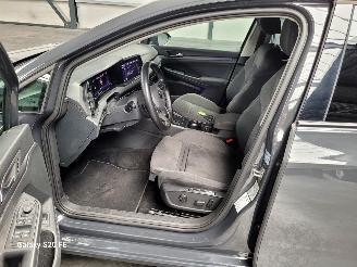 Volkswagen Golf VIII GTE 1.4 e-Hybrid 110-KW DSG 5drs picture 22