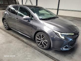 skadebil auto Toyota Corolla Hybrid 1.8 72-KW Automaat 5drs Panoramadak 2023/5