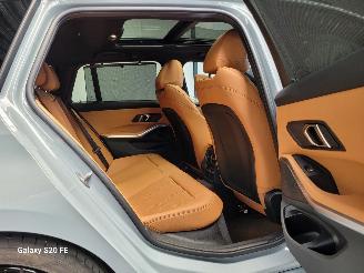 BMW 3-serie 318i Touring 115-KW Automaat M-Sport Panoramdak picture 16