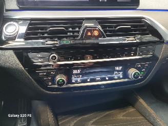 BMW 5-serie 520d Touring 140-KW Automaat X-Drive M-SPORT picture 24