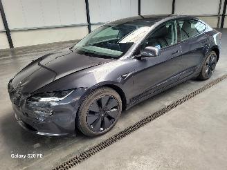 skadebil auto Tesla Model 3 Dual Motor Long Range 366-KW Automaat AWD 2023/12